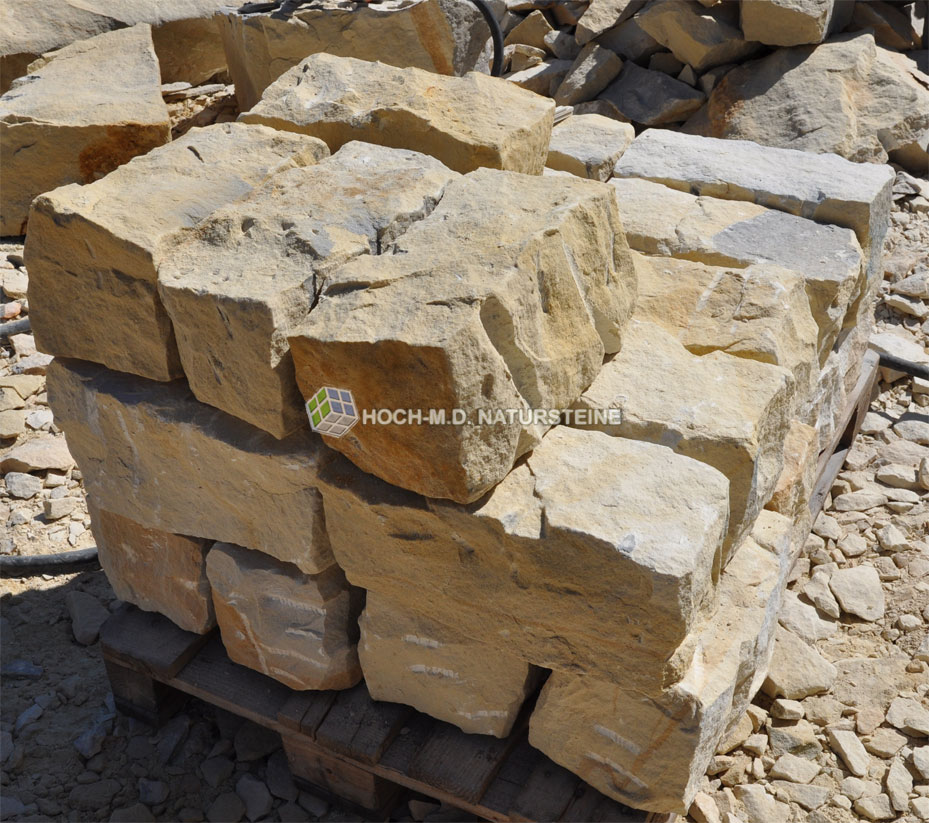 Sandsteinmauersteine Romus - alle Seiten gespalten
