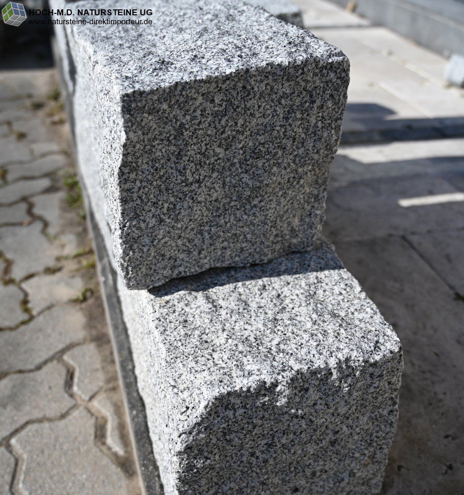 Mirus grau Mittelkorn, Granitmauersteine alle Seiten gespalten