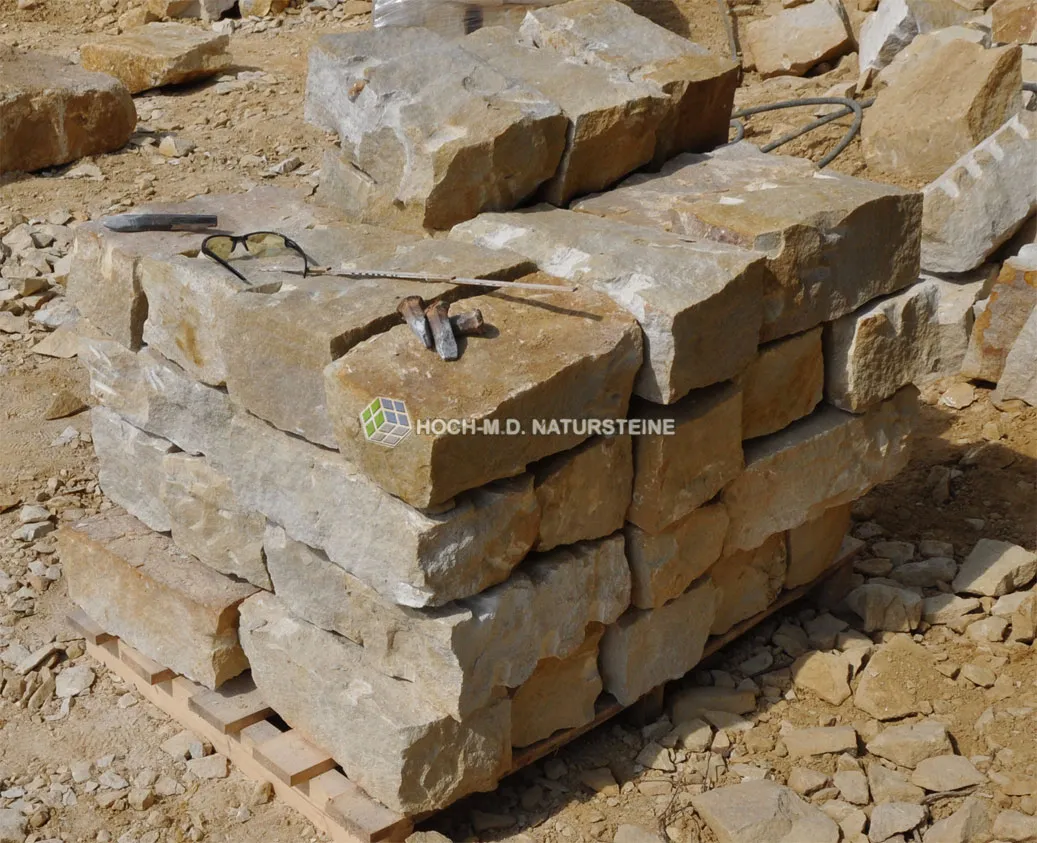 Sandsteinmauersteine kaufen - Flavus und Romus Mauersteine für Gartenmauern und Stützmauern
