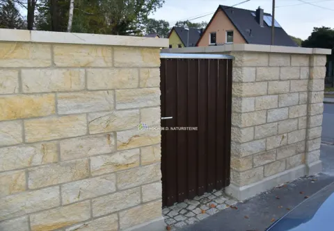 Sandsteinmauer-20-20-40-cm-gesägt Quarzsandstein-Platten
